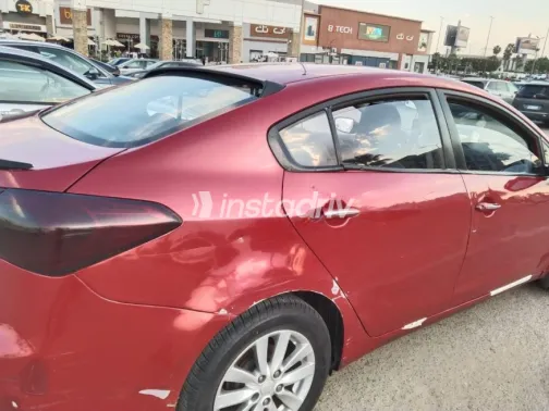 Kia K3 2016 Red Automatic Used for Sale in Giza - 7