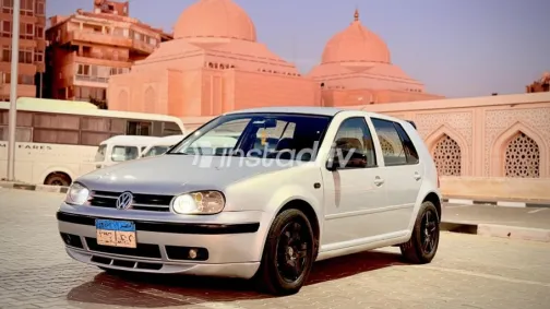 Volkswagen Golf 4 1999 Silver Manual Used for Sale in Heliopolis - 1