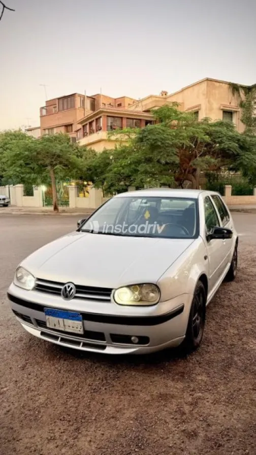 Volkswagen Golf 4 1999 Silver Manual Used for Sale in Heliopolis - 3
