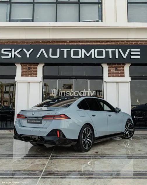 BMW I5 2025 Gray Automatic Used for Sale in Cairo - 3