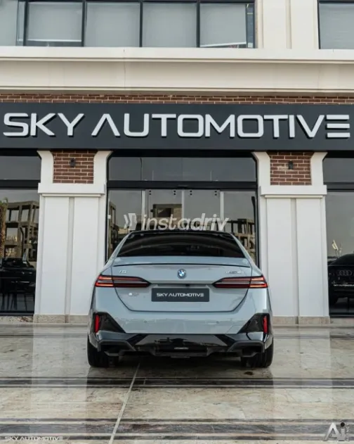 BMW I5 2025 Gray Automatic Used for Sale in Cairo - 4