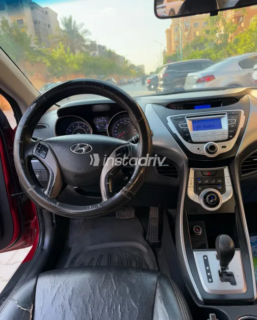 Hyundai Elantra MD 2013 White Automatic Used for Sale in Greater Cairo ( Cairo + Giza) - 4