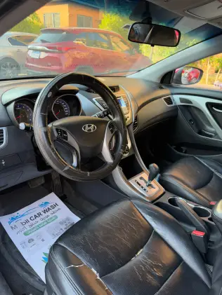 Hyundai Elantra MD 2013 White Automatic Used for Sale in Greater Cairo ( Cairo + Giza)