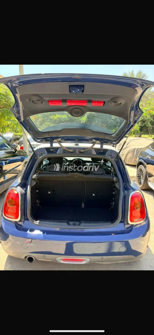 Mini Cooper 2019 White Automatic Used for Sale in Greater Cairo ( Cairo + Giza) - 3