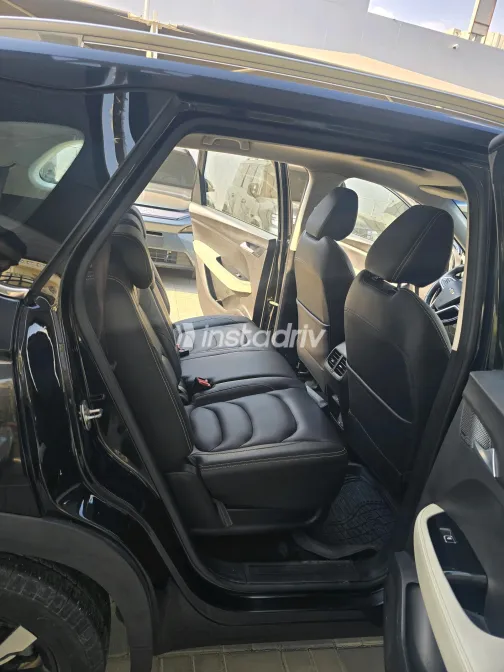 Chevrolet Captiva 2021 Black CVT Used for Sale in Greater Cairo ( Cairo + Giza) - 8