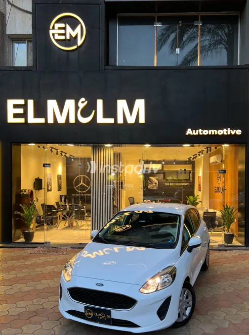 Ford Fiesta 2019 White Automatic Used for Sale in Greater Cairo ( Cairo + Giza) - 9