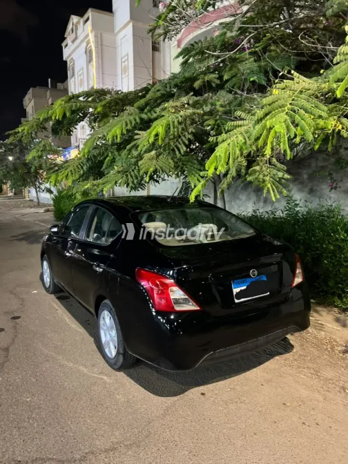 Nissan Sunny 2016 Black Automatic Used for Sale in Greater Cairo ( Cairo + Giza) - 2