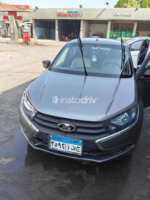 Lada Granta 2022 Gray Automatic Used for Sale in Greater Cairo ( Cairo + Giza) - 6