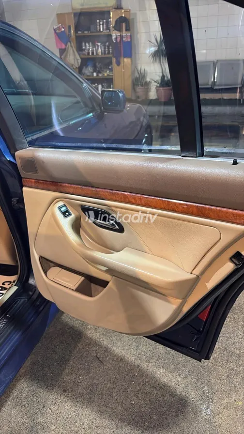 BMW 525 1998 White Manual Used for Sale in Greater Cairo ( Cairo + Giza) - 1