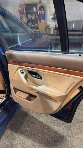 BMW 525 1998 White Manual Used for Sale in Greater Cairo ( Cairo + Giza)