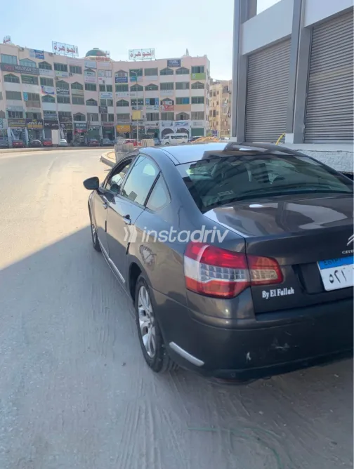 Citroën C5 2015 Dark Gray Automatic Used for Sale in Greater Cairo ( Cairo + Giza) - 3