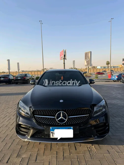 مرسيدس C 200 2019 أسود أوتوماتيك مستعملة للبيع في القاهرة الكبرى ( القاهرة - الجيزة) - 8