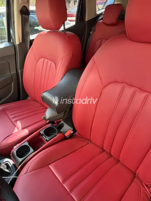 Renault Duster 2021 White CVT Used for Sale in Greater Cairo ( Cairo + Giza) - 3