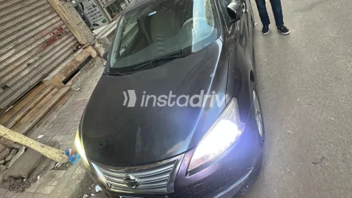 Nissan Sentra 2015 Gray Automatic Used for Sale in Greater Cairo ( Cairo + Giza) - 2
