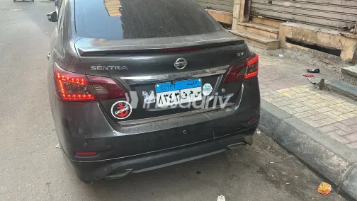 Nissan Sentra 2015 Gray Automatic Used for Sale in Greater Cairo ( Cairo + Giza) - 6
