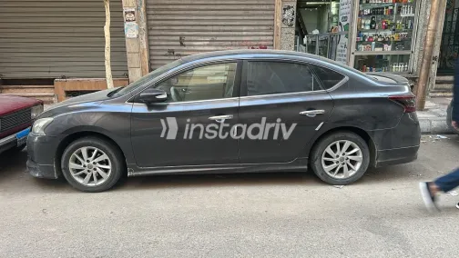 Nissan Sentra 2015 Gray Automatic Used for Sale in Greater Cairo ( Cairo + Giza) - 8