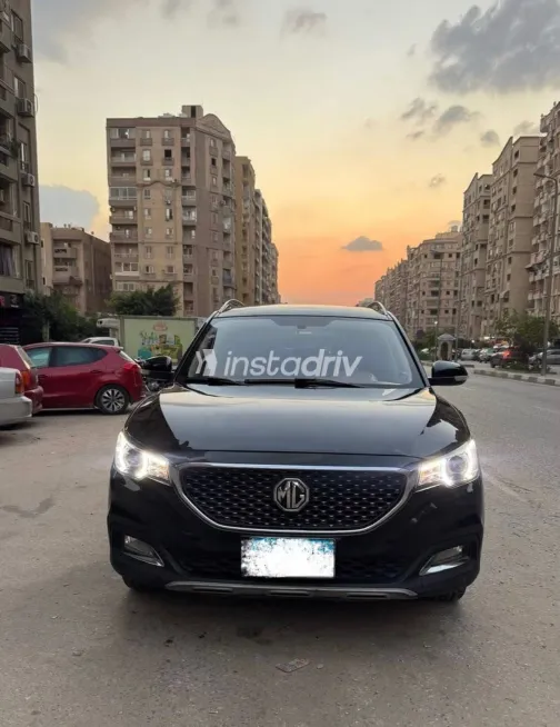 ام جى ZS 2021 أسود أوتوماتيك مستعملة للبيع في القاهرة الكبرى ( القاهرة - الجيزة) - 2