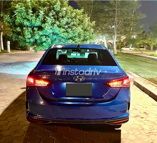 Hyundai Accent HCI 2021 Blue Automatic Used for Sale in Greater Cairo ( Cairo + Giza) - 9