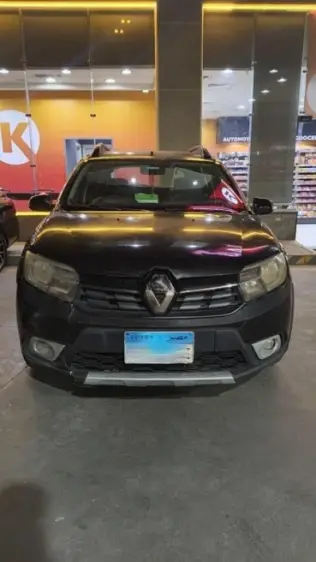 Renault Sandero Step Way 2018 Black Automatic Used for Sale in Cairo