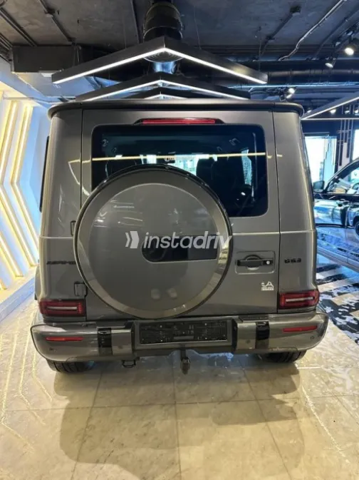 Mercedes G 63 AMG 2024 Gray Automatic Used for Sale in Cairo - 4
