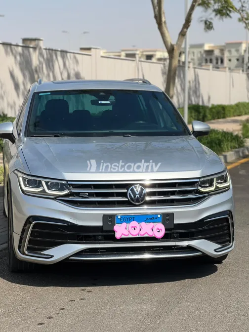Volkswagen Tiguan 2024 Silver Automatic Used for Sale in Cairo - 1