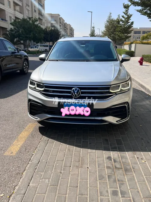 Volkswagen Tiguan 2024 Silver Automatic Used for Sale in Cairo - 9