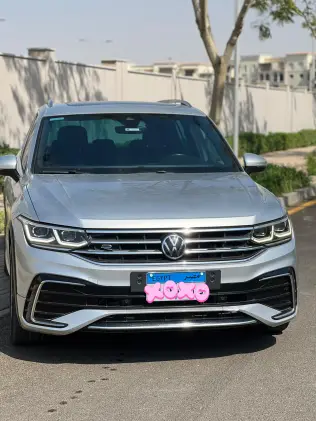 Volkswagen Tiguan 2024 Silver Automatic Used for Sale in Cairo