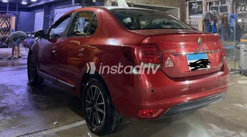 Renault Logan 2020 Red Automatic Used for Sale in Cairo - 4