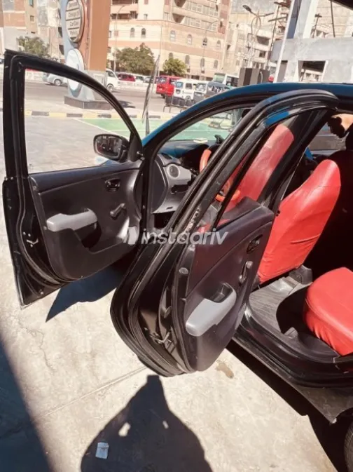 هيونداي I10 2008 أسود يدوي مستعملة للبيع في الإسكندرية - 5