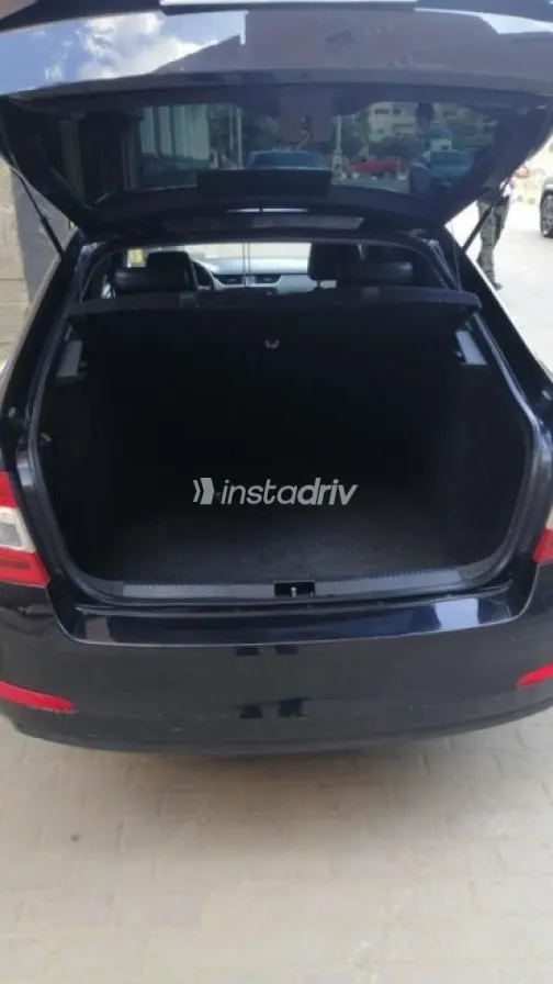 Skoda Octavia A7 2015 Black Automatic Used for Sale in El Mahalla - 4