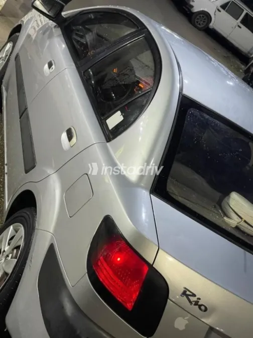 Kia Rio 2008 Silver Manual Used for Sale in Ismailia - 3