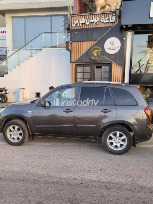 Chery Tiggo 3 2019 Brown Automatic Used for Sale in Alexandria - 3