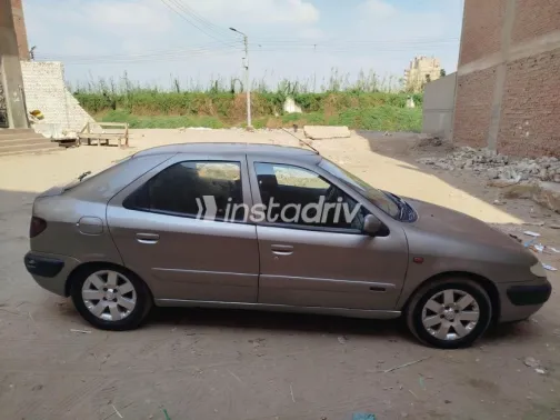Citroën Xsara 2001 Gold Automatic Used for Sale in Khanka - 2
