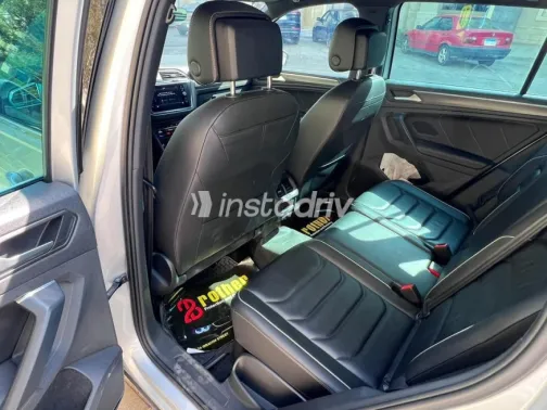 Volkswagen Tiguan 2024 Silver Automatic Used for Sale in Greater Cairo ( Cairo + Giza) - 10