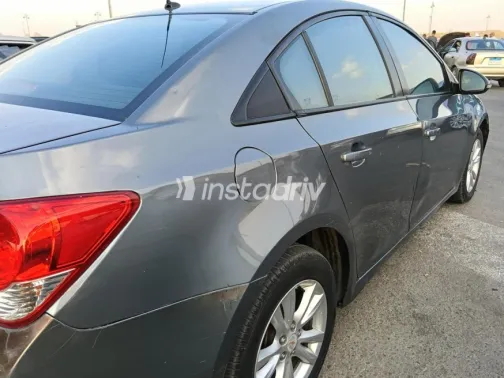 Chevrolet Cruze 2014 Petroleum Automatic Used for Sale in Cairo - 3