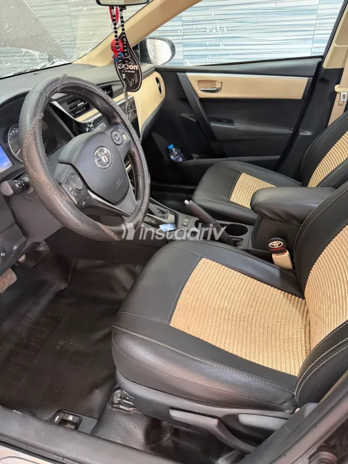 Toyota Corolla 2017 Black Manual Used for Sale in Greater Cairo ( Cairo + Giza) - 5