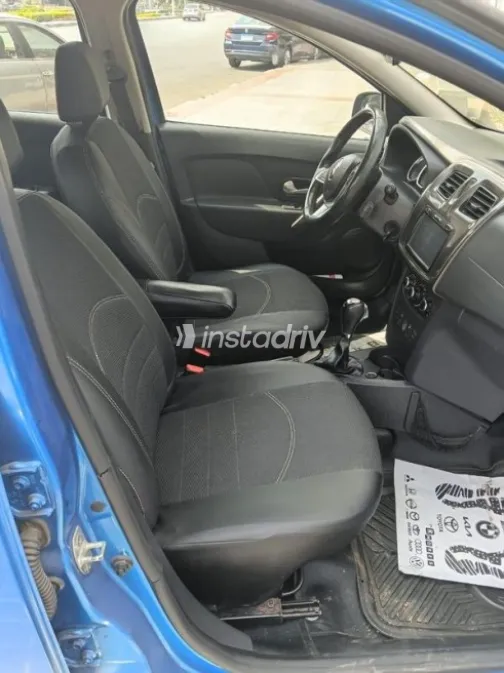 Renault Sandero Step Way 2018 Dark Blue Automatic Used for Sale in Heliopolis - 6
