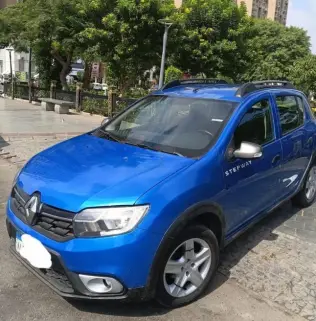 Renault Sandero Step Way 2018 Dark Blue Automatic Used for Sale in Heliopolis