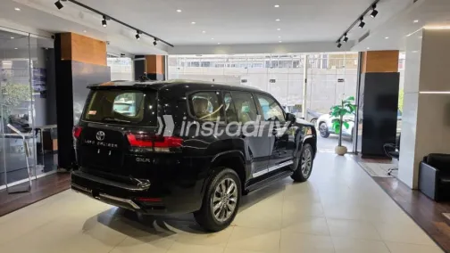 Toyota Land Cruiser 2026 Black Automatic New for Sale in Cairo - 2