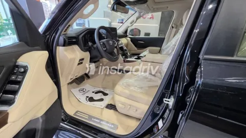 Toyota Land Cruiser 2026 Black Automatic New for Sale in Cairo - 5