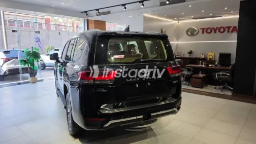 Toyota Land Cruiser 2026 Black Automatic New for Sale in Cairo - 9