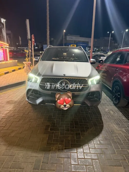 Mercedes GLE 450 2022 Silver Automatic Used for Sale in Greater Cairo ( Cairo + Giza) - 3