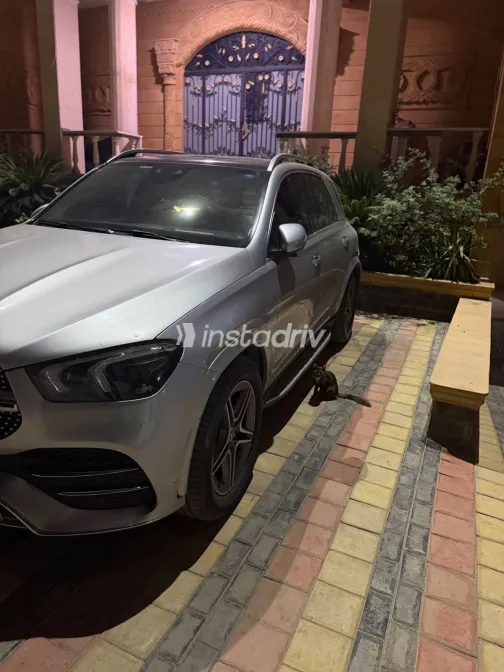 Mercedes GLE 450 2022 Silver Automatic Used for Sale in Greater Cairo ( Cairo + Giza) - 4