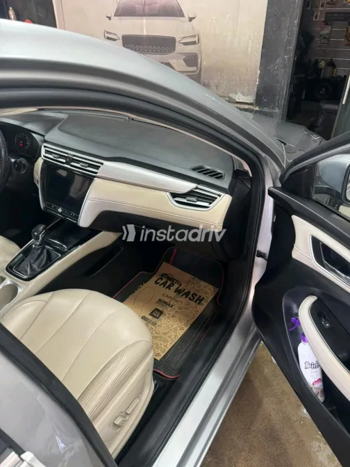 ام جى 5 2022 فضي CVT مستعملة للبيع في القاهرة الكبرى ( القاهرة - الجيزة) - 4