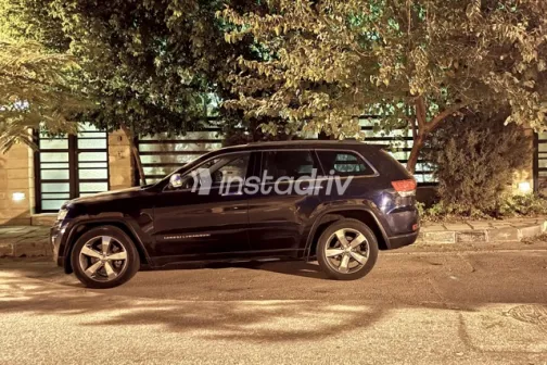 Jeep Grand Cherokee 2015 White Automatic Used for Sale in Greater Cairo ( Cairo + Giza) - 6