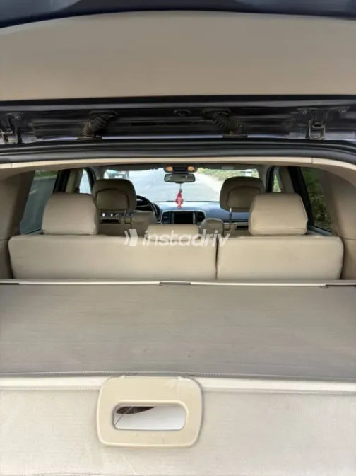 Jeep Grand Cherokee 2014 Gray Automatic Used for Sale in Cairo - 6