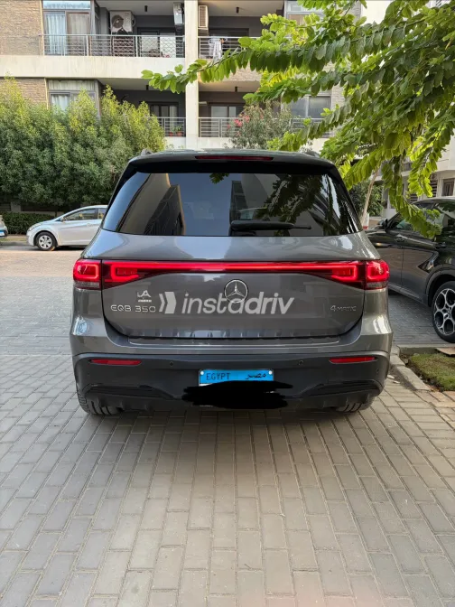مرسيدس E 350 2023 رمادي أوتوماتيك مستعملة للبيع في القاهرة الكبرى ( القاهرة - الجيزة) - 3