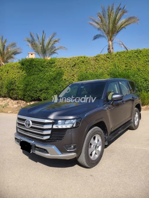 Toyota Land Cruiser 2022 Black Automatic Used for Sale in Greater Cairo ( Cairo + Giza) - 2