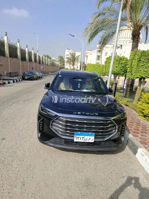 Jetour X70 Plus 2027 Black Automatic Used for Sale in Greater Cairo ( Cairo + Giza) - 3