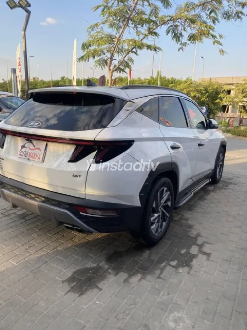Hyundai Tucson 2021 White Automatic Used for Sale in Giza - 4
